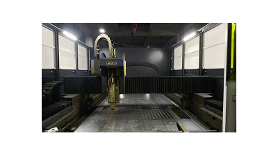 菠萝网站免费看物流机器：引进新设备 生产新发展